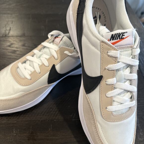 Nike Shoes - Nike Women's Waffle Debut Casual Shoes DH9523-102 Black Phantom White Sz 11.5